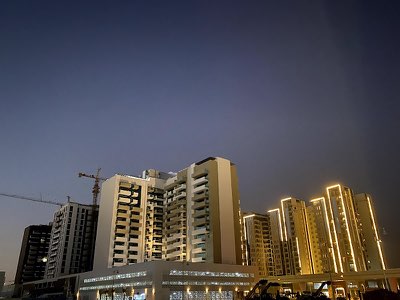 Azizi Farishta Residence